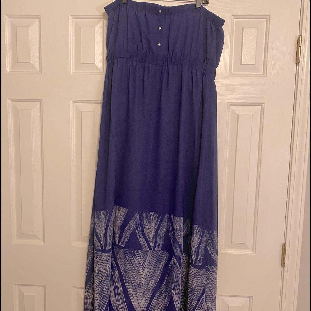 Limited NWT Sz L Maxi Dress